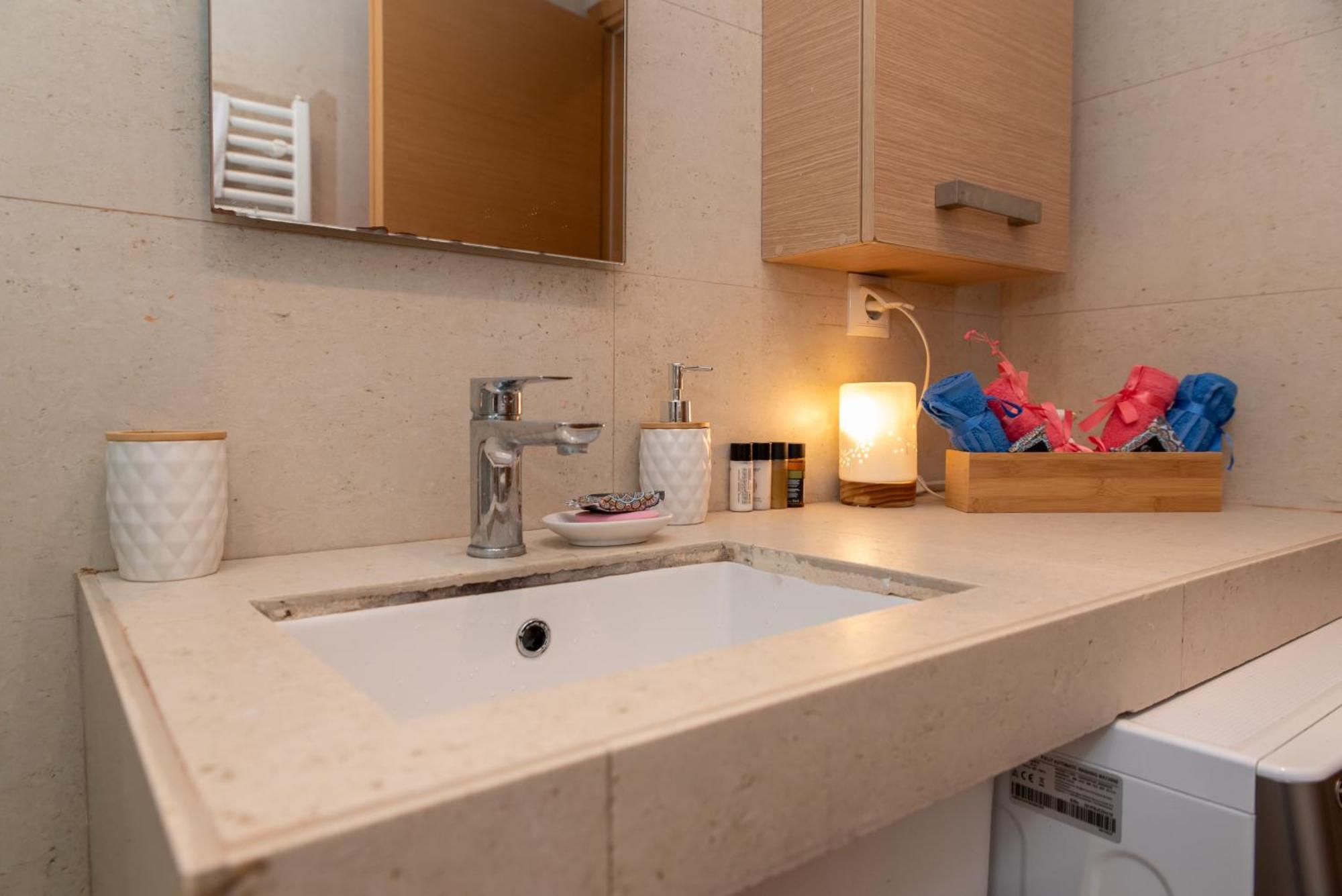 Filopappou Lemons Twins Luxurious Apartment Near To Acropolis Athen Eksteriør bilde
