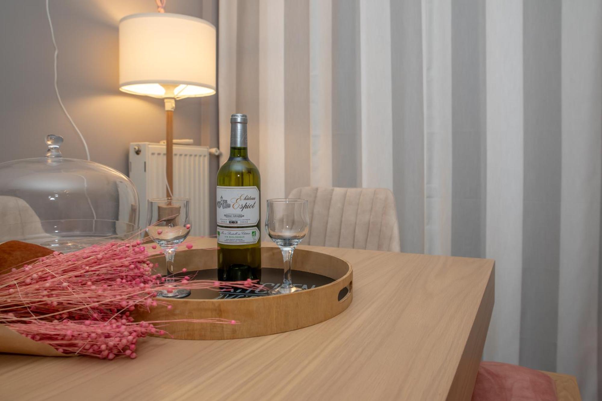 Filopappou Lemons Twins Luxurious Apartment Near To Acropolis Athen Eksteriør bilde