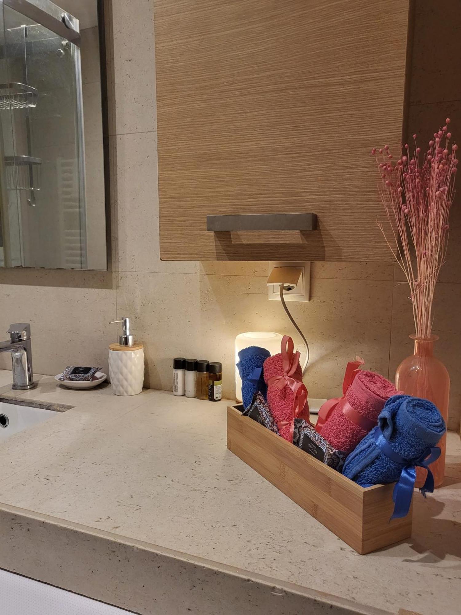 Filopappou Lemons Twins Luxurious Apartment Near To Acropolis Athen Eksteriør bilde